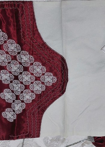 Bordo İşlemeli Parlak Yatak Örtüsü - Görsel 5