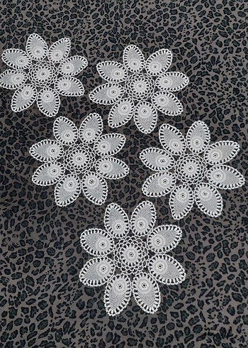 El İşi Beyaz Dantel Çiçek Motifleri - Görsel 2