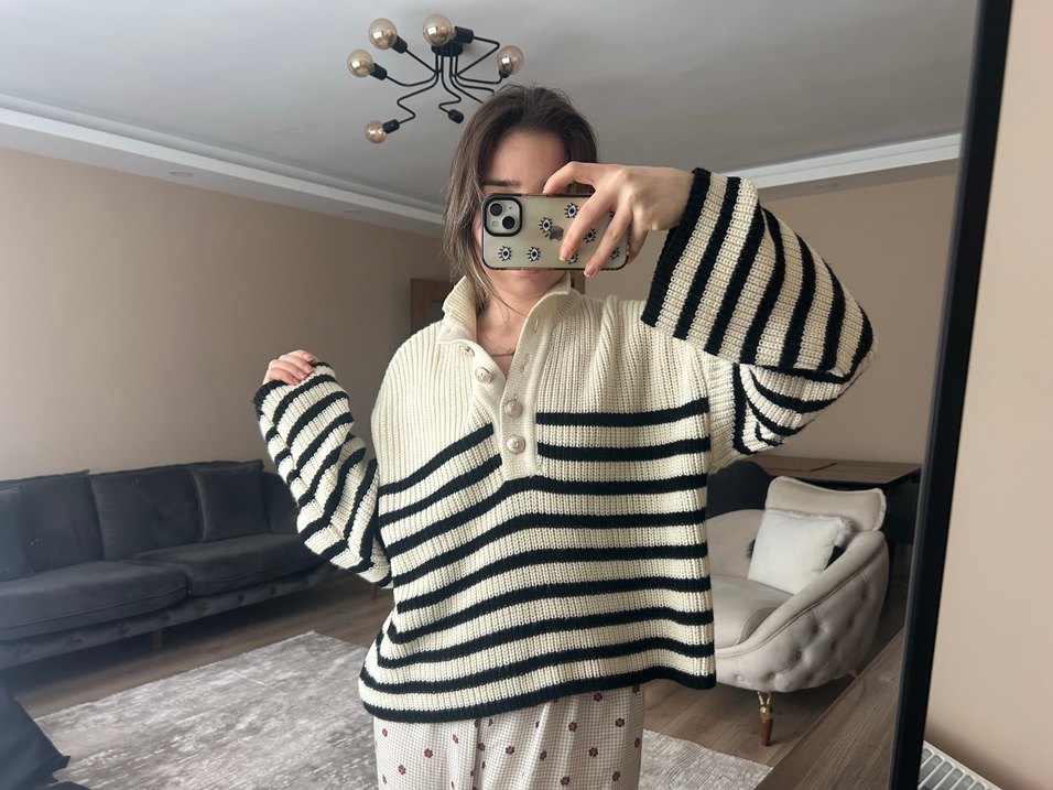 Düğmeli Yüksek Yakalı Kadın Triko Kazak - Görsel 2