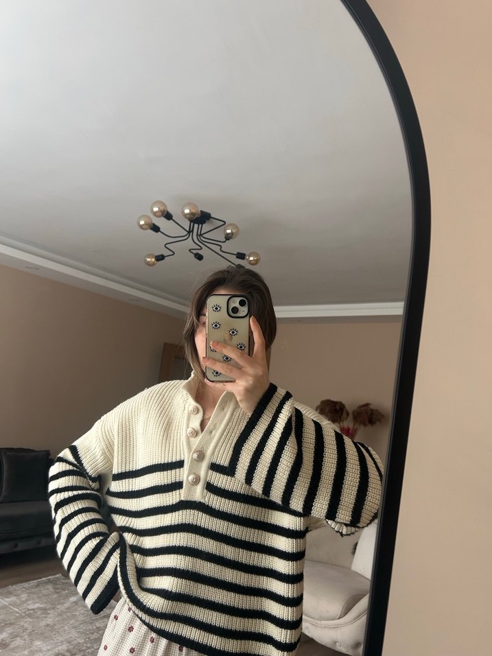 Düğmeli Yüksek Yakalı Kadın Triko Kazak - Görsel 3