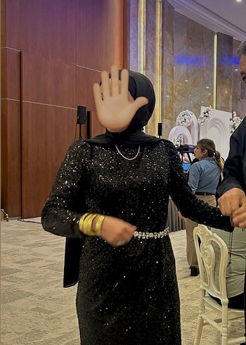 36 Beden siyah Renk Siyah Uzun Kollu Payetli Abiye Elbise