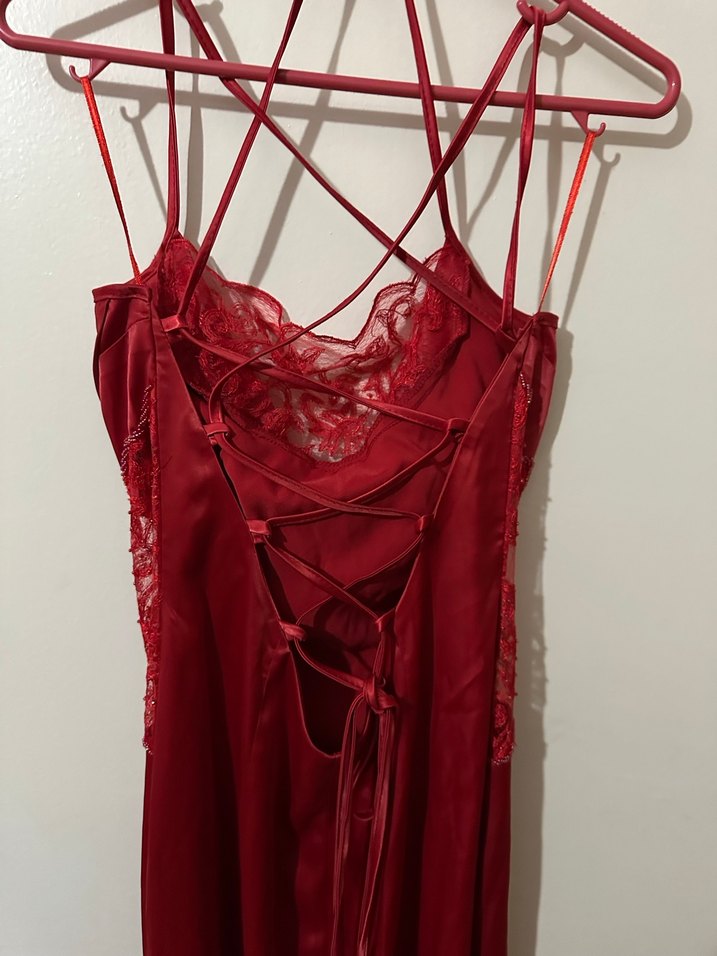 Kırmızı uzun abiye elbise - Görsel 5