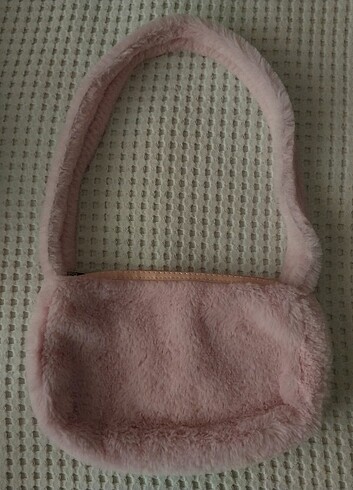 Tozpembe peluş baget çanta