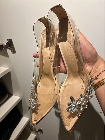 40 Beden Tarzkız butik taşlı topuklu ayakkabı
