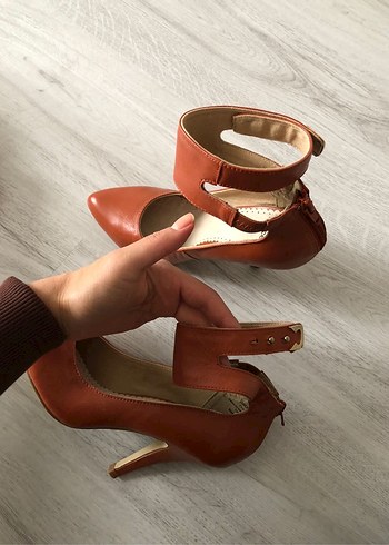 Turuncu Deri ince Topuklu Ayakkabı - Görsel 2