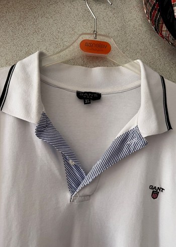 Beyaz Polo yaka Tişört - Görsel 2