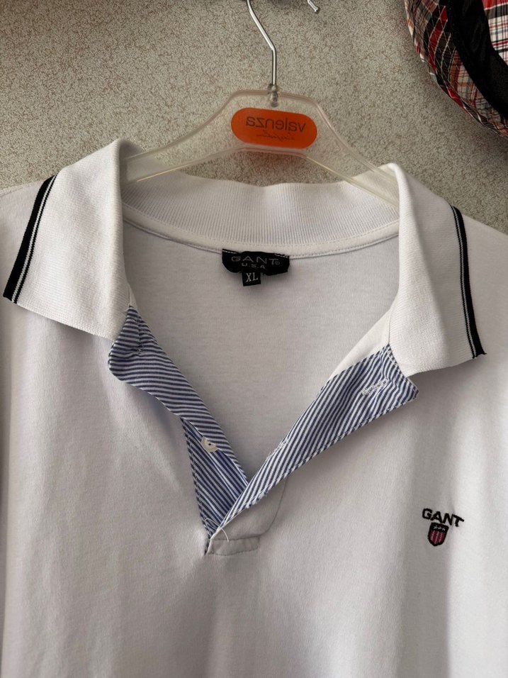 Beyaz Polo yaka Tişört - Görsel 2