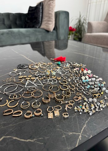 Bohem Tarz Mini Boncuklu Altın Küpeler - Görsel 14