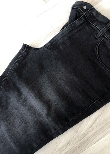 Siyah Kemerli Kadın Denim Pantolon - Görsel 9