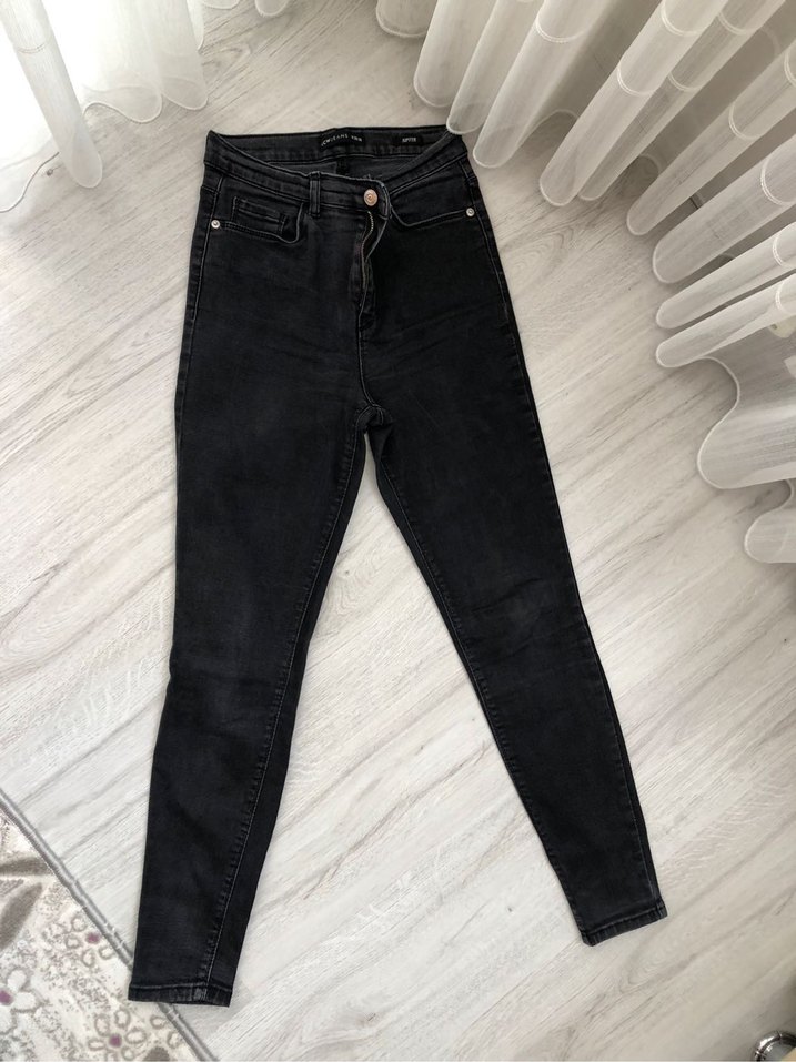 Siyah Kadın Dar Kesim Kot Pantolon - Görsel 4