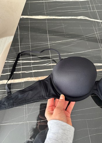 Minimalist Siyah Midi Sütyen - Görsel 2