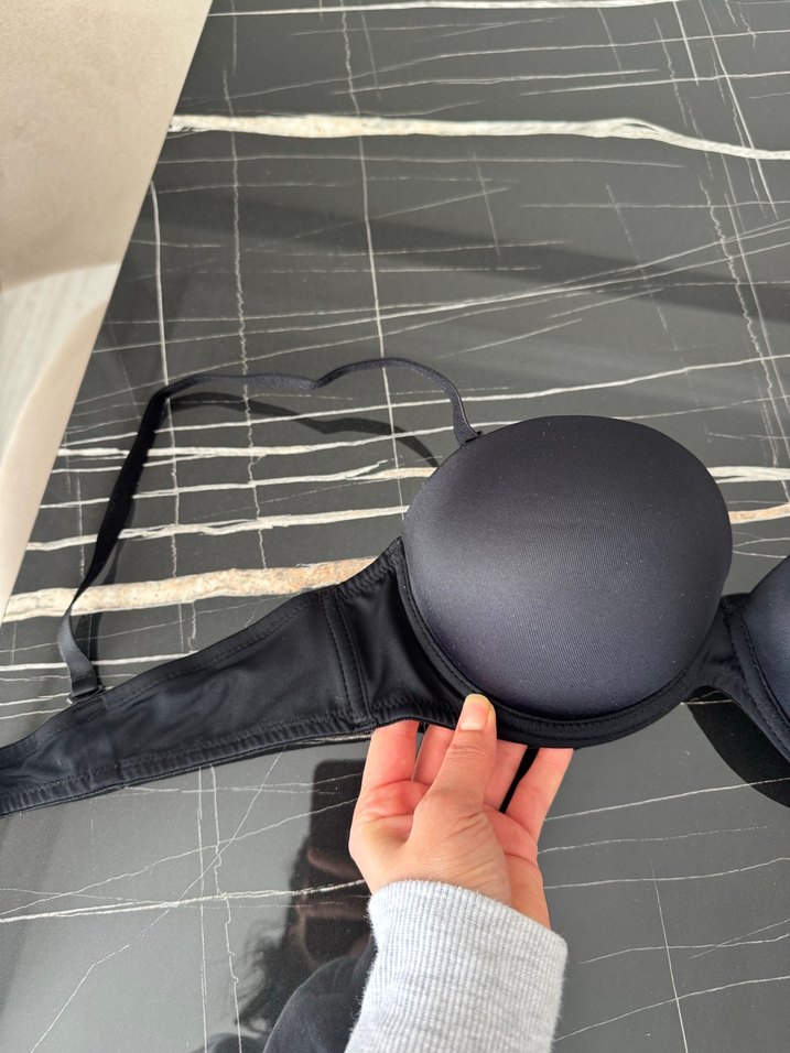 Minimalist Siyah Midi Sütyen - Görsel 2