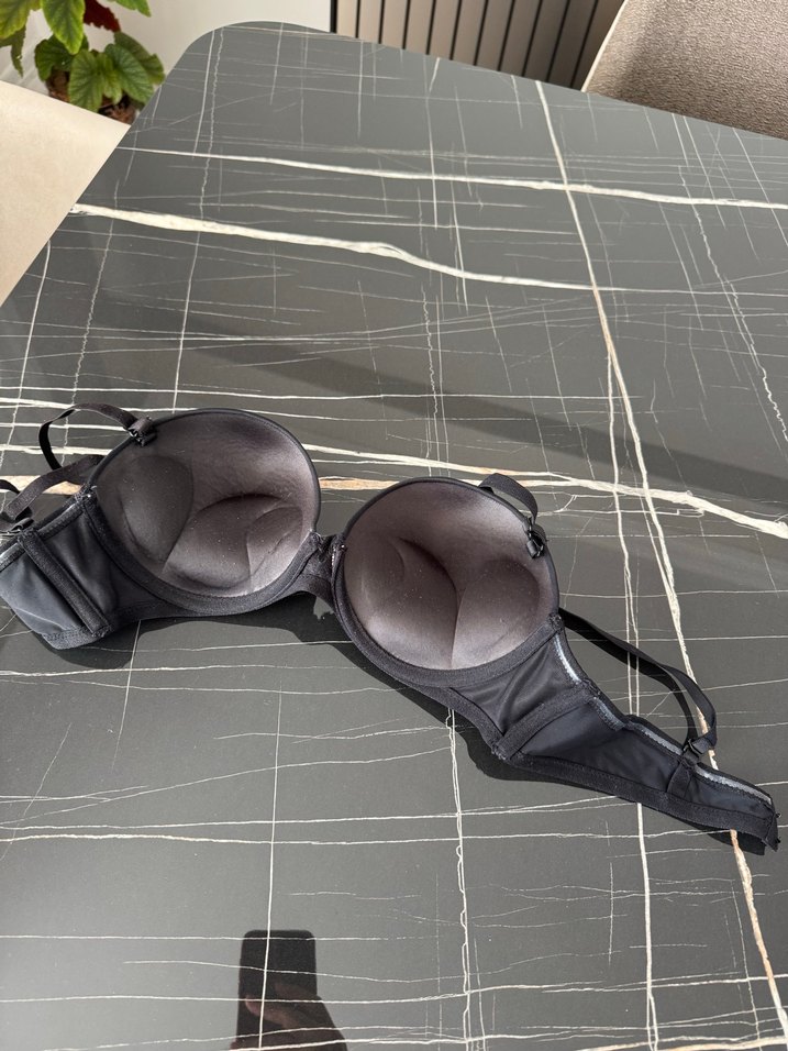 Minimalist Siyah Midi Sütyen - Görsel 5