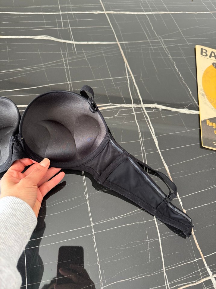 Minimalist Siyah Midi Sütyen - Görsel 4