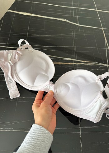 Minimalist Siyah ve Beyaz Sütyen Seti - Görsel 8