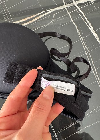 Minimalist Siyah ve Beyaz Sütyen Seti - Görsel 7