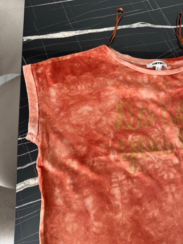 Kırmızı Batik Desenli Kadın Salaş Tişört - Görsel 3