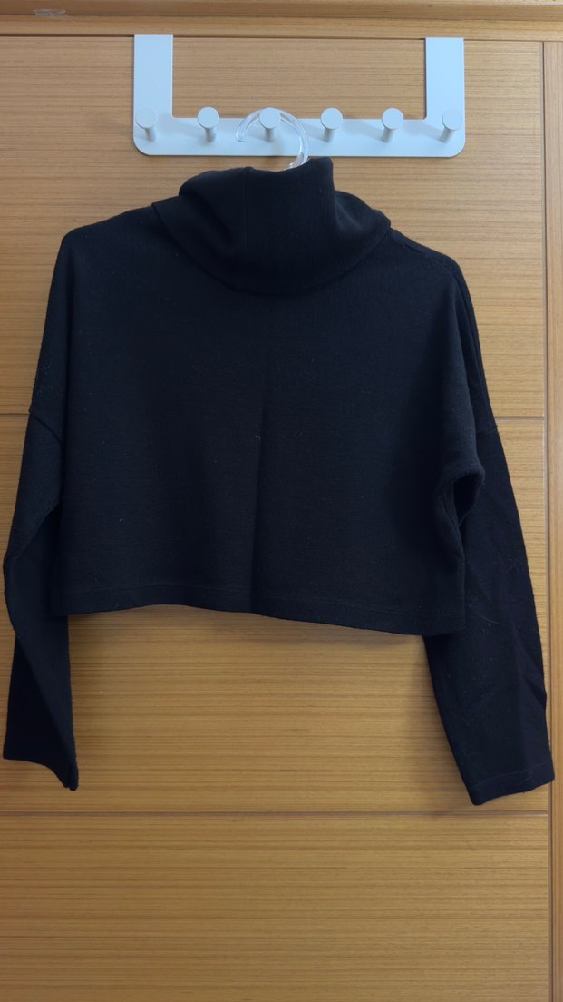 Siyah Yüksek Yakalı Kadın kazak - Görsel 2