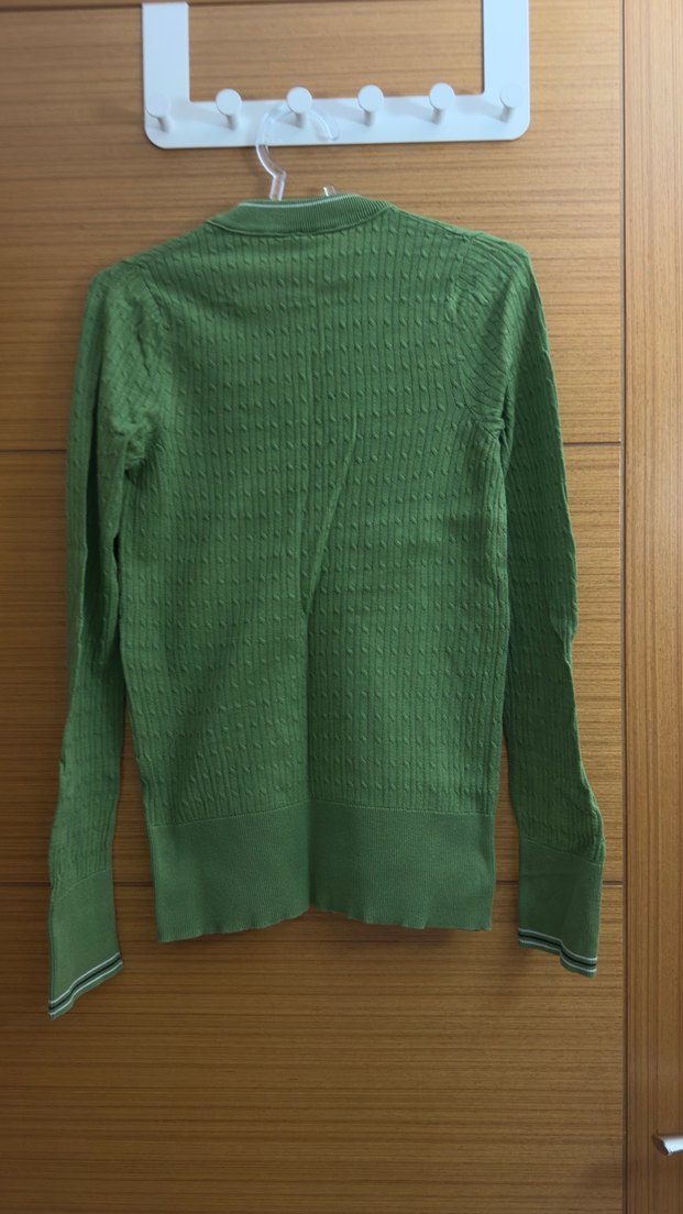 Benetton V Yaka Yeşil Triko Kazak - Görsel 2