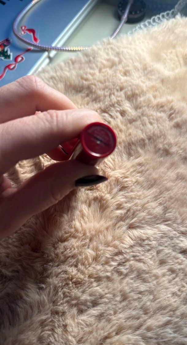 Kırmızı alt tonlu tint romend Kore markası - Görsel 4