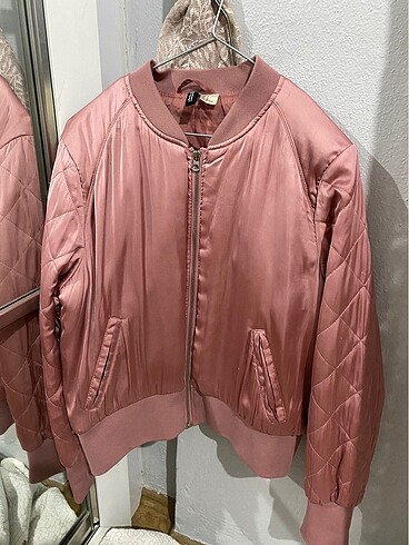 H&M mont