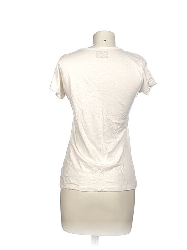 m Beden Mudo T-shirt %70 İndirimli.