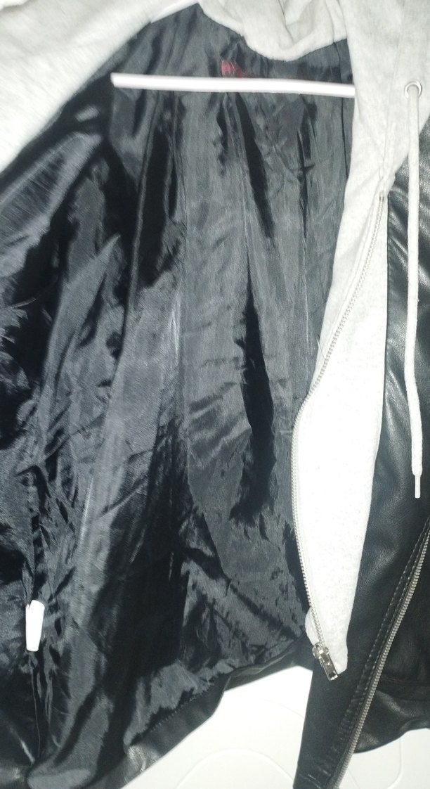 Kapüşonlu Siyah Deri Ceket - Görsel 5