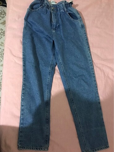 Beli lastikli jean