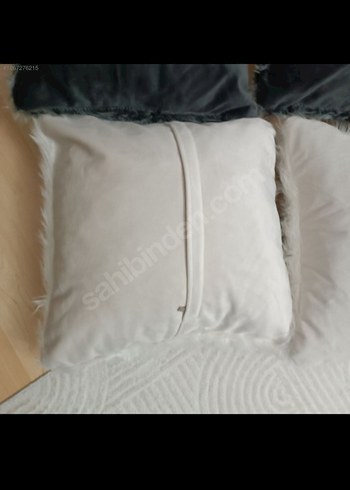 Gri beyaz 4 adet peluş yastık kırlent - Görsel 5