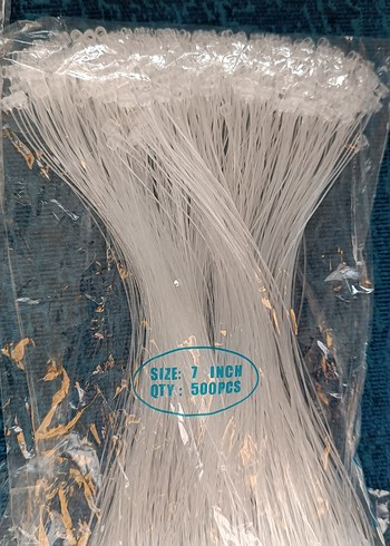 Minimalist kilitli etiket plastiği - Görsel 2