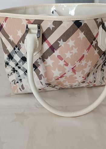 Burberry kol çantası