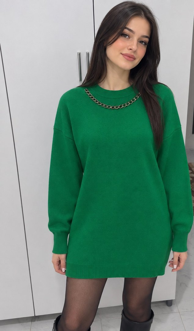 KAÇIRMA Zümrüt Yeşili Zincir Detaylı Oversize Triko Elbise — görsel 2/4