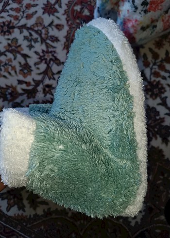 Kadın Beyaz Yeşil Peluş Ev Terliği - Görsel 2