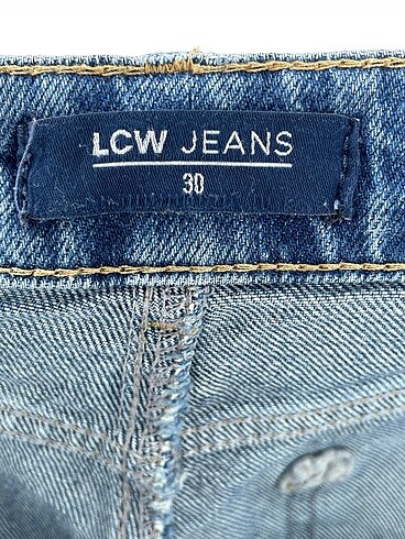 30 Beden mavi Renk LC Waikiki Jean / Kot %70 İndirimli.