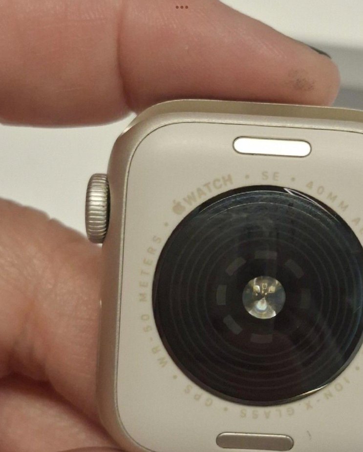 Apple Watch SE 40mm
Bej Akıllı Saat ve Aksesuarları - Görsel 3