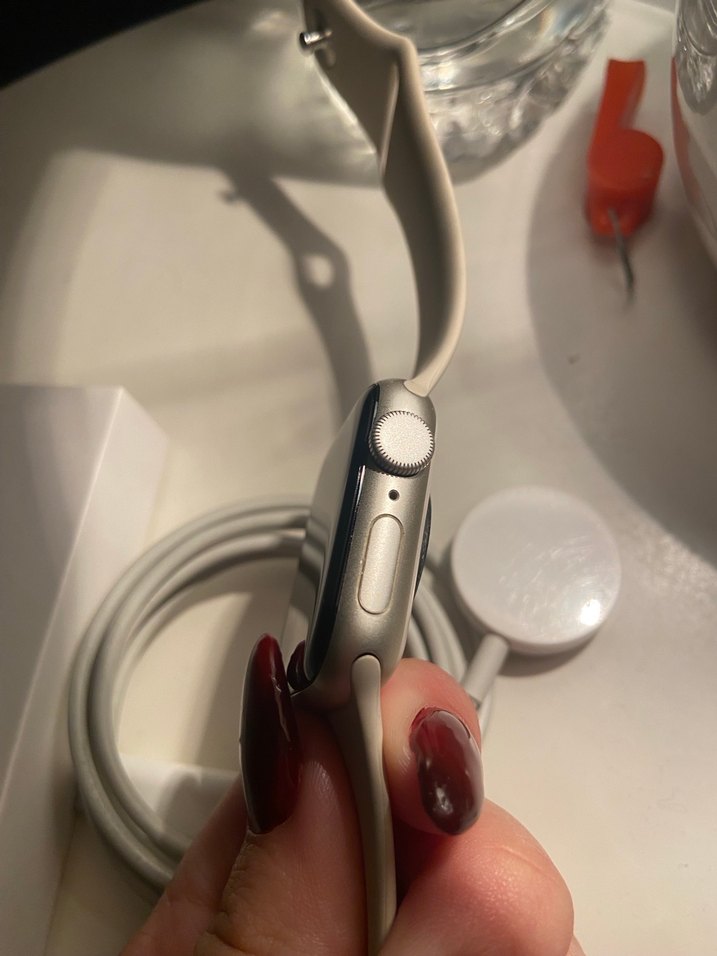 Apple Watch SE 40mm - Görsel 3