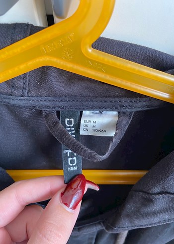 H&M Siyah Kapşonlu Yağmurluk - Görsel 3