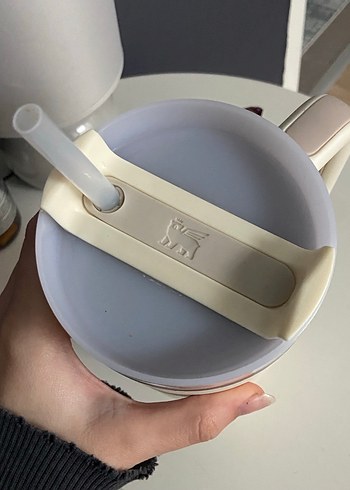 ORIJINAL Stanley Quancher Pipetli Termos 1.18L Krem - Görsel 2