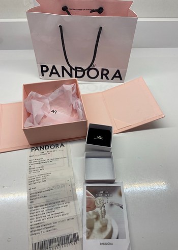 Pandora ışıltılı herbaryum yüzük