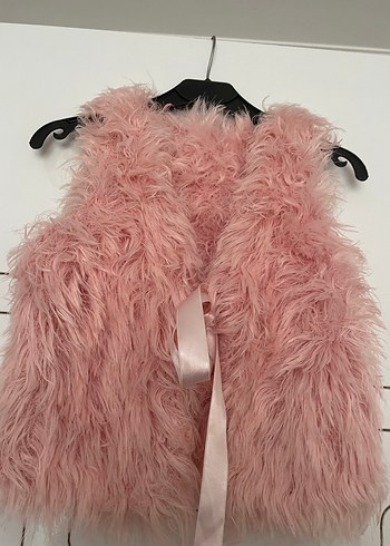 Kız Çocuk Pembe Kürk Yelek - Görsel 4