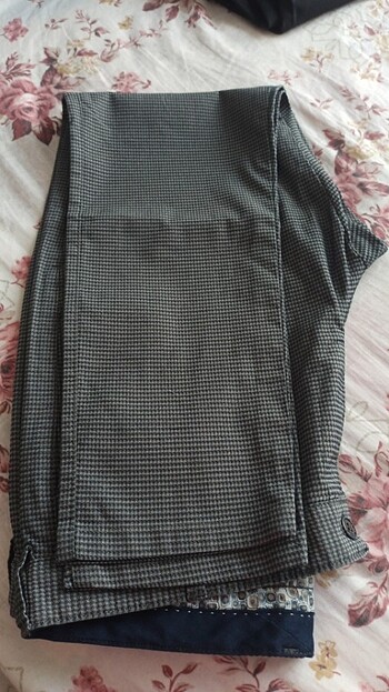 Pantolon bir kere giyilmistir 