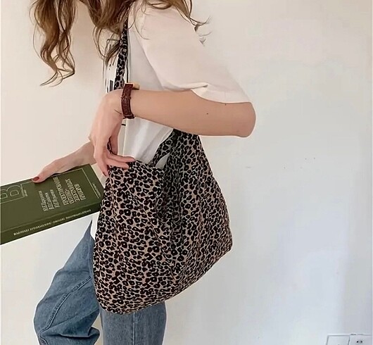 ŞIK LEOPAR DESENLİ ÇANTA