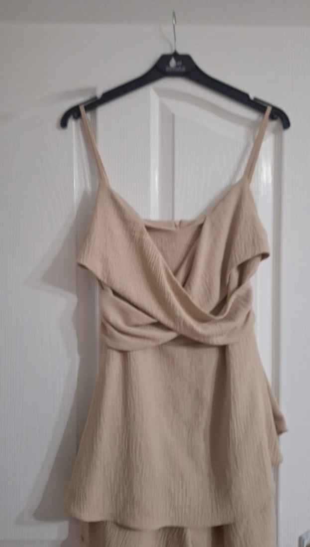 Bej Drapeli Kısa Kadın Tulum - Görsel 3