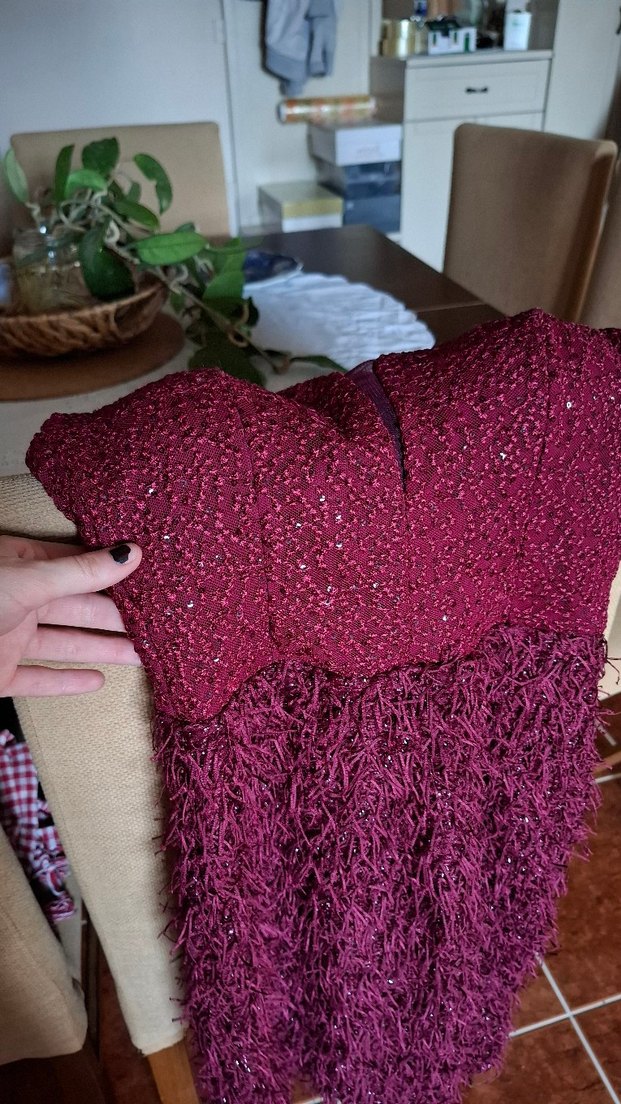 Pullu İşlemeli Dekolteli Fuşya Abiye Elbise - Görsel 4