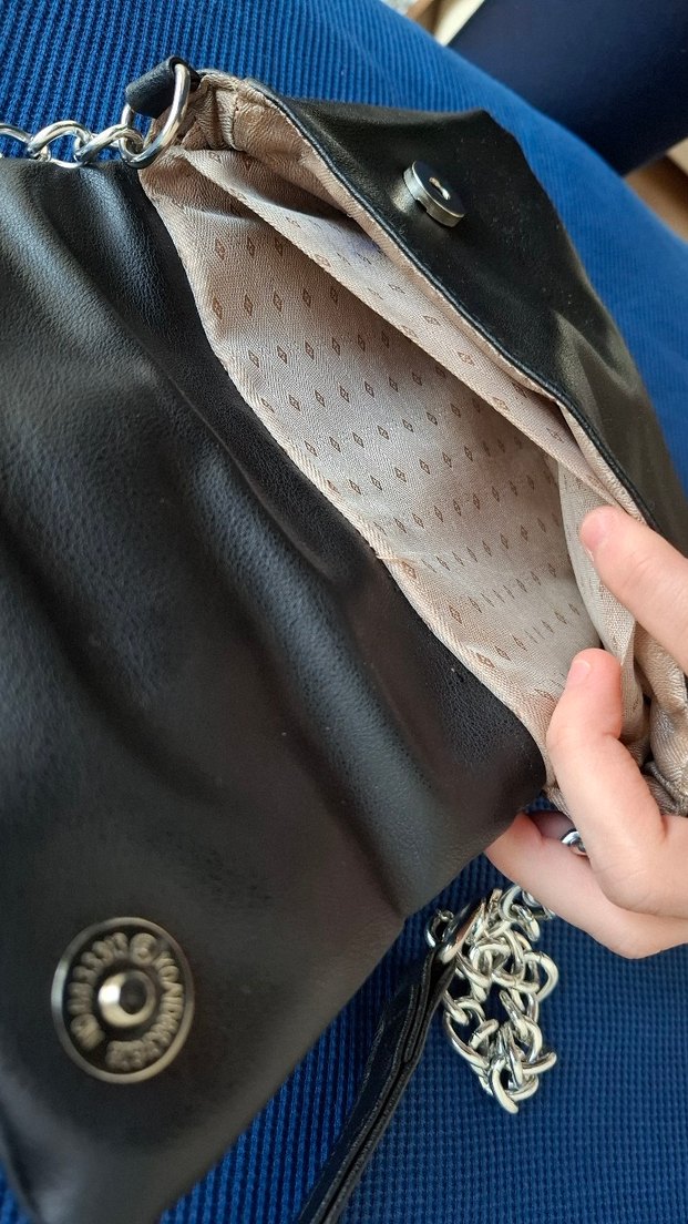 Zincir Detaylı Siyah Deri Kadın Kol Çantası - Görsel 3