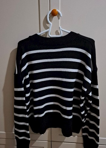 Siyah Beyaz Çizgili Triko Kazak - Görsel 2