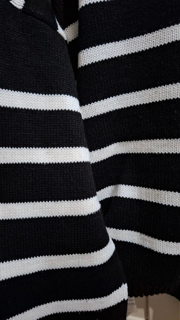 Siyah Beyaz Çizgili Triko Kazak - Görsel 4