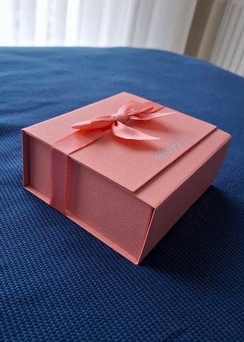 Orijinal Pembe Kurdeleli Pandora Hediye Kutusu - Görsel 2