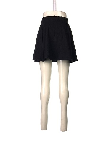 universal Beden H&M Mini Etek %70 İndirimli.