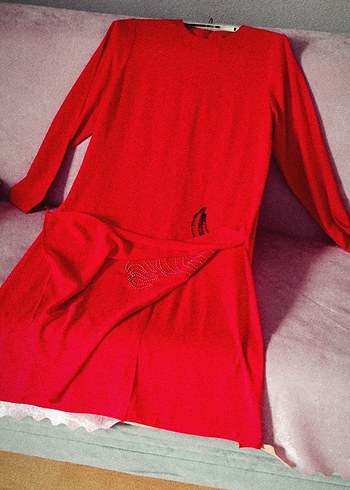 Kırmızı Nakışlı Uzun Hamile Tunik - Görsel 4